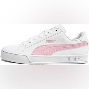 Brand new women’s puma smash skate sneakers pink and white size 7
